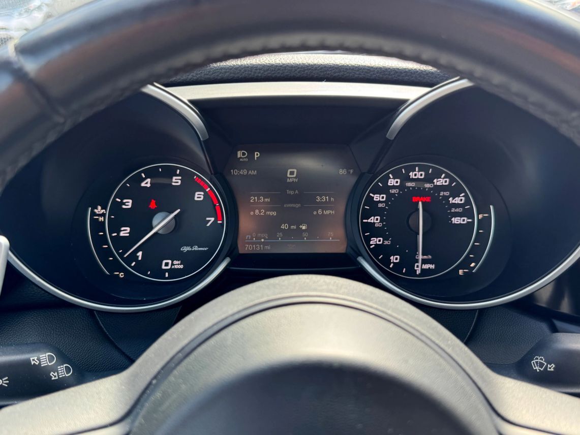 2022 Alfa Romeo Giulia Ti Veloce Sedan 4D
