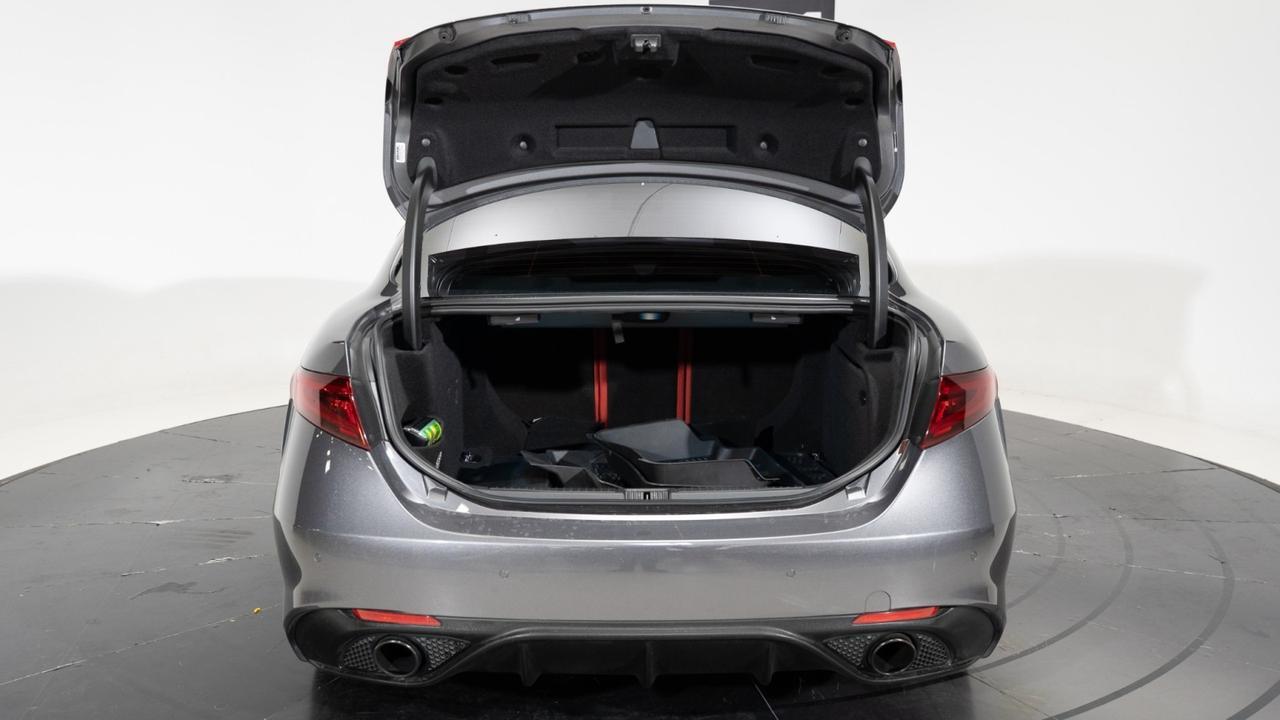 2022 Alfa Romeo Giulia Veloce w/ Active Assist Plus & Premium Interior Franklin TN