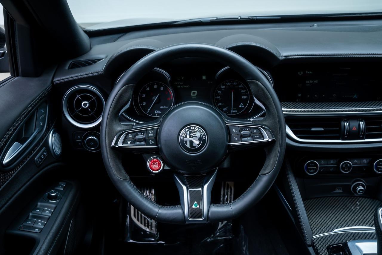 2022 Alfa Romeo Stelvio Quadrifoglio Intelligent Speed Assist Panoramic Roof Portland OR