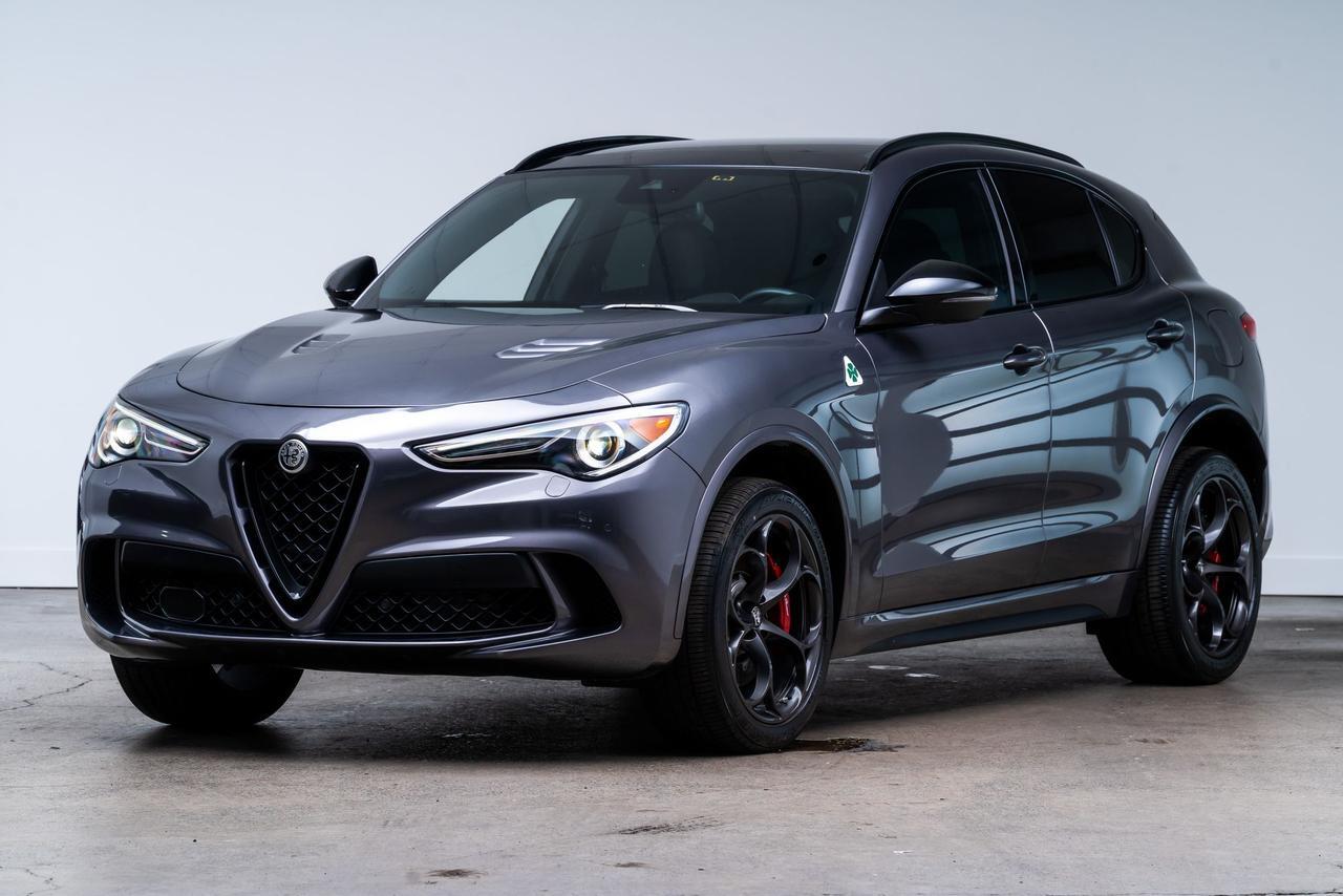 2022 Alfa Romeo Stelvio Quadrifoglio Intelligent Speed Assist Panoramic Roof Portland OR