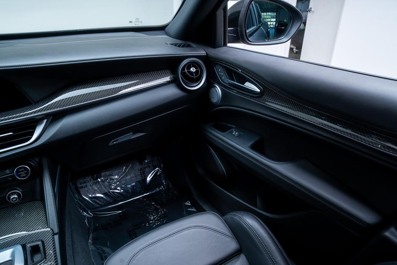2022 Alfa Romeo Stelvio Quadrifoglio Intelligent Speed Assist Panoramic Roof Portland OR