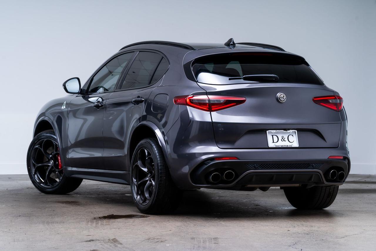 2022 Alfa Romeo Stelvio Quadrifoglio Intelligent Speed Assist Panoramic Roof Portland OR