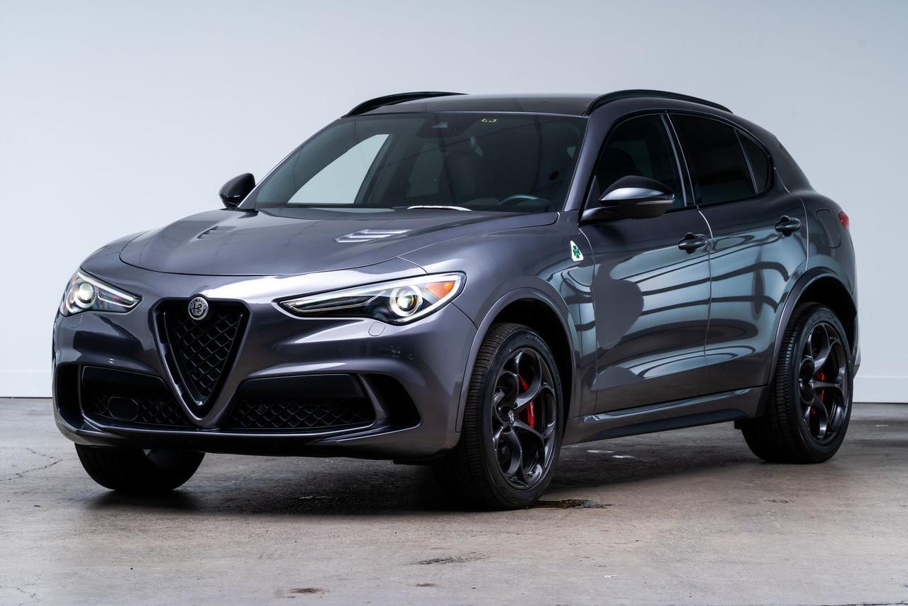 2022 Alfa Romeo Stelvio Quadrifoglio Intelligent Speed Assist Panoramic Roof Portland OR