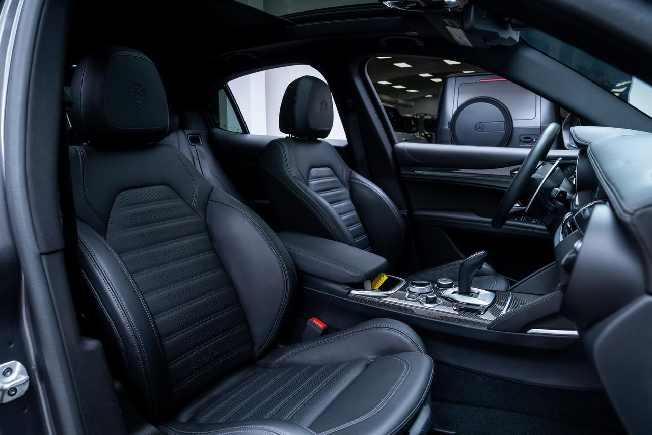 2022 Alfa Romeo Stelvio Quadrifoglio Intelligent Speed Assist Panoramic Roof Portland OR