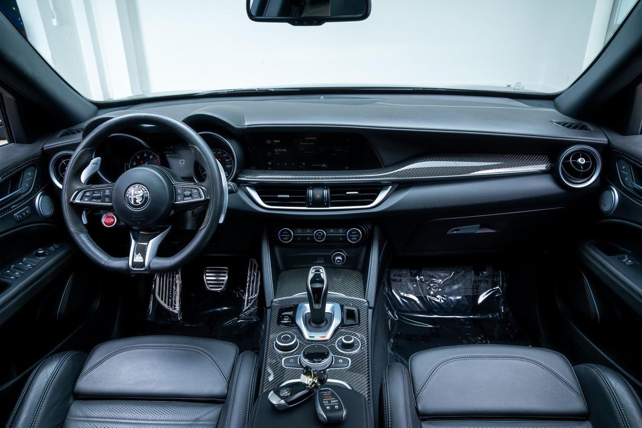 2022 Alfa Romeo Stelvio Quadrifoglio Intelligent Speed Assist Panoramic Roof Portland OR