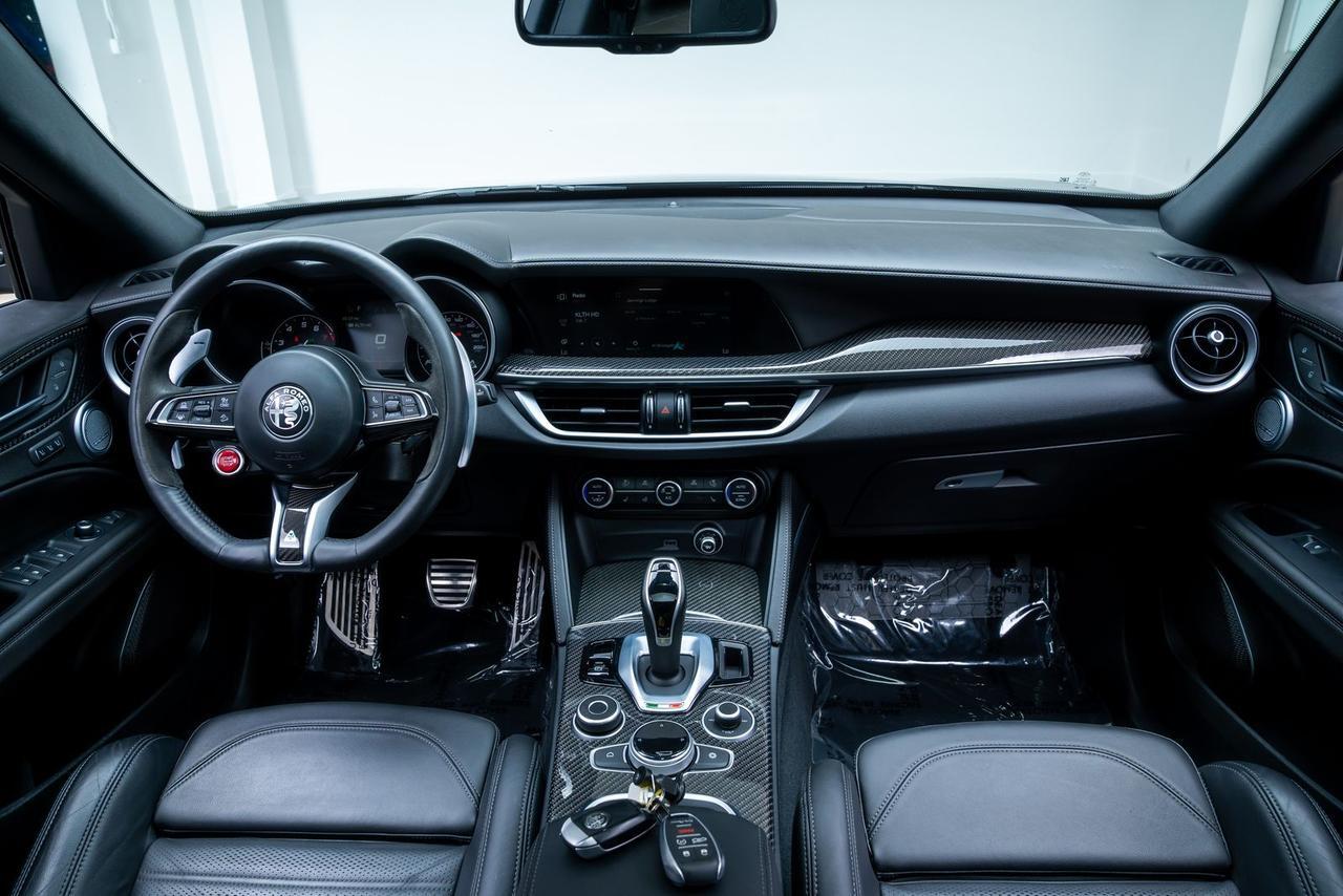 2022 Alfa Romeo Stelvio Quadrifoglio Intelligent Speed Assist Panoramic Roof Portland OR