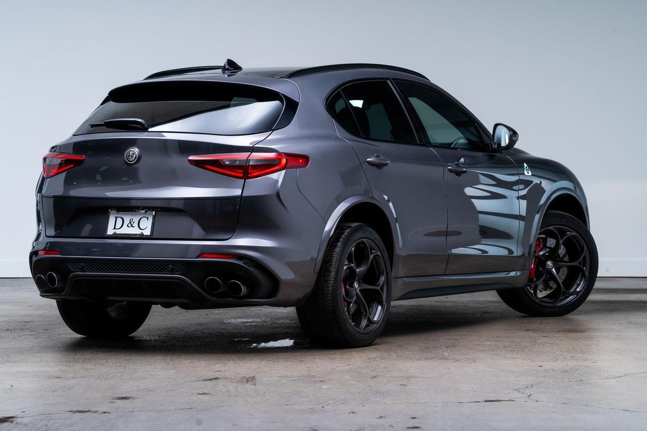 2022 Alfa Romeo Stelvio Quadrifoglio Intelligent Speed Assist Panoramic Roof Portland OR