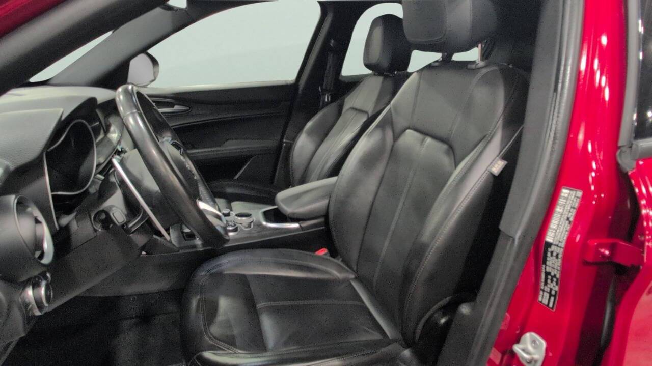 2022 Alfa Romeo Stelvio Sprint AWD 4dr Crossover Lake Orion MI