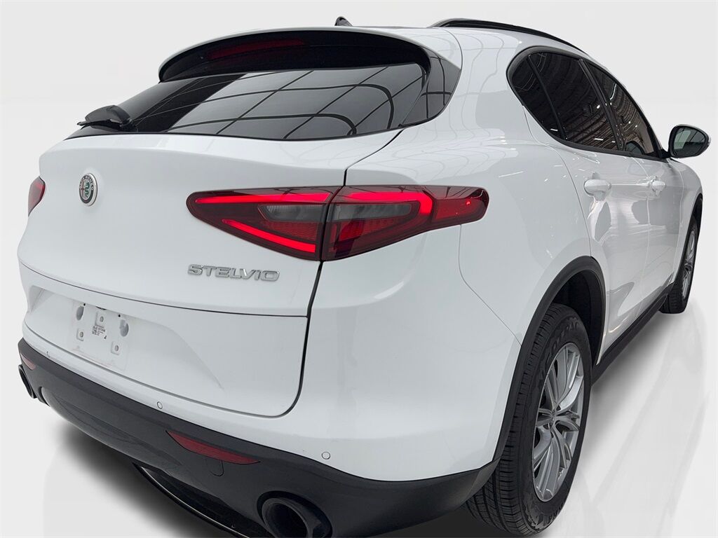 2022 Alfa Romeo Stelvio Sprint Plano TX