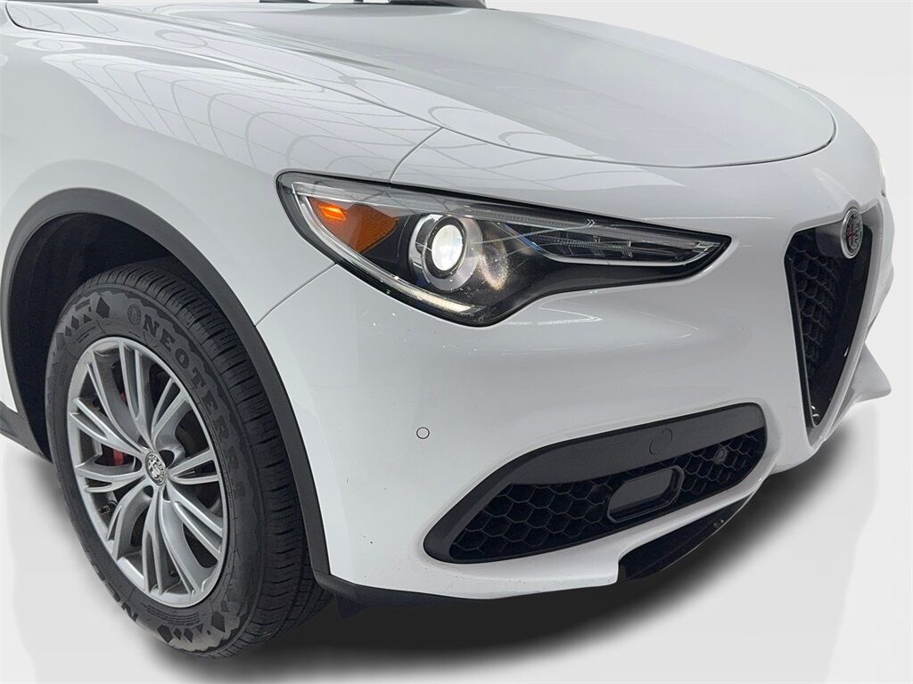 2022 Alfa Romeo Stelvio Sprint Plano TX