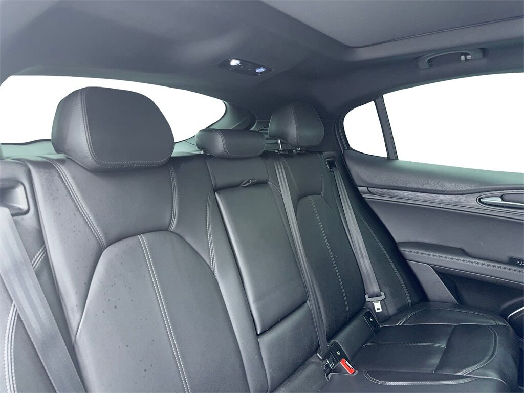 2022 Alfa Romeo Stelvio Sprint Plano TX