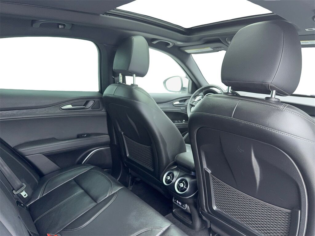 2022 Alfa Romeo Stelvio Sprint Plano TX