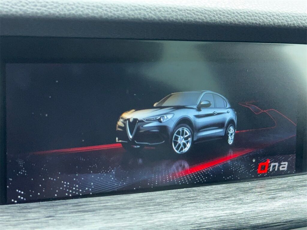 2022 Alfa Romeo Stelvio Sprint Plano TX