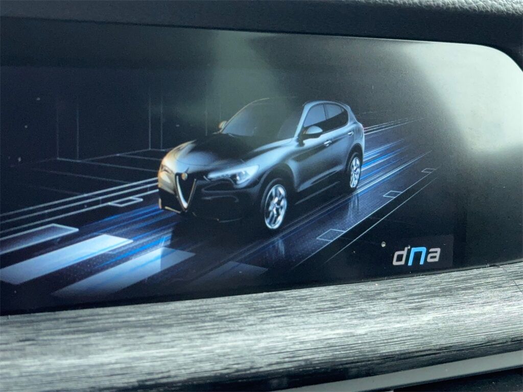 2022 Alfa Romeo Stelvio Sprint Plano TX