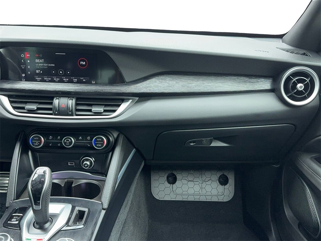 2022 Alfa Romeo Stelvio Sprint Plano TX
