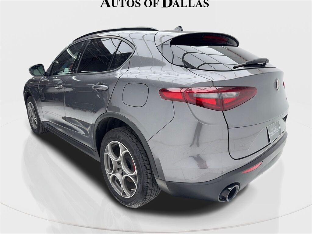 2022 Alfa Romeo Stelvio Sprint Plano TX