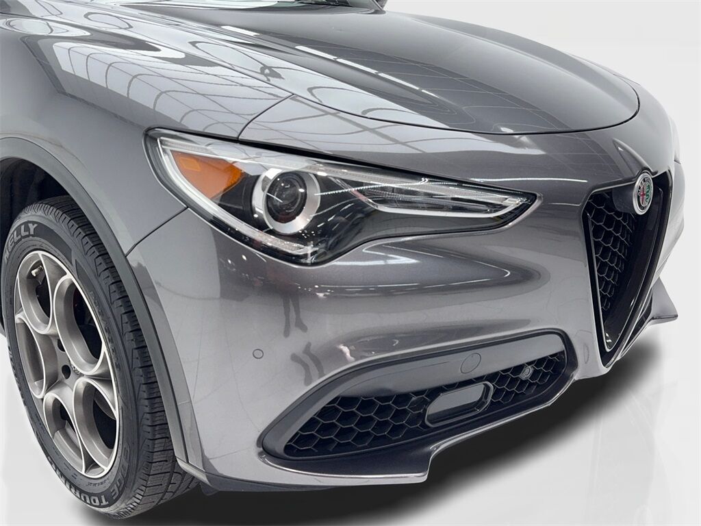 2022 Alfa Romeo Stelvio Sprint Plano TX