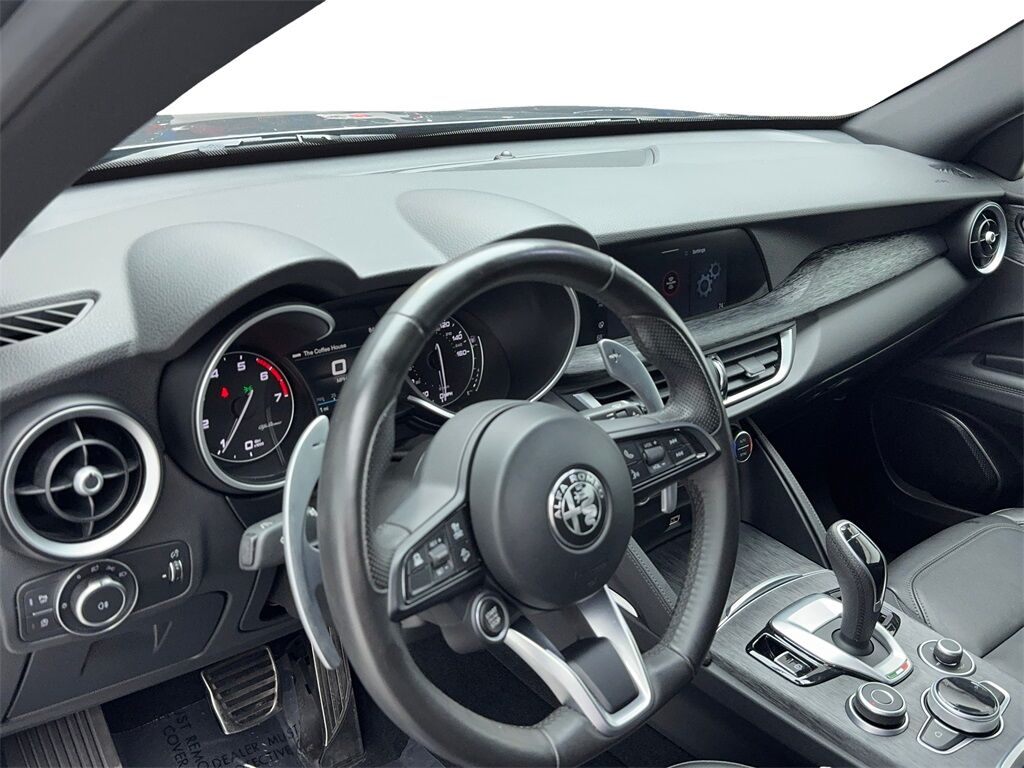 2022 Alfa Romeo Stelvio Sprint Plano TX