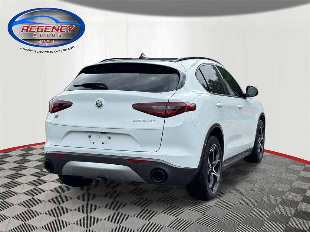 2022 Alfa Romeo Stelvio Ti Medford NY