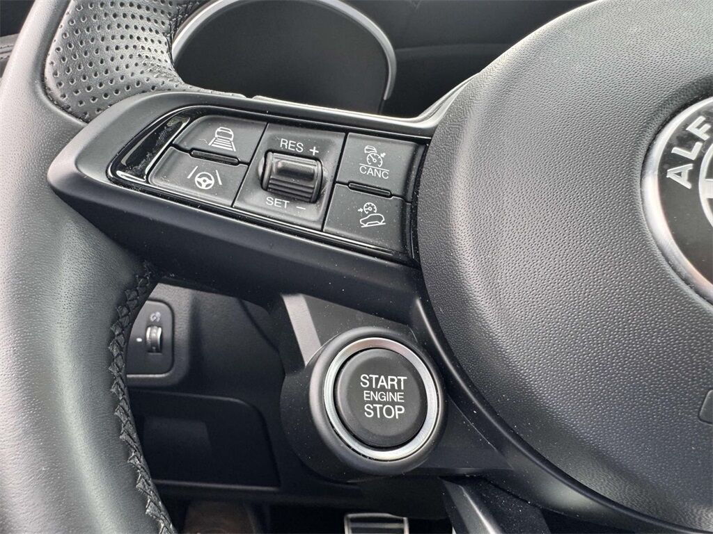 2022 Alfa Romeo Stelvio Ti Medford NY