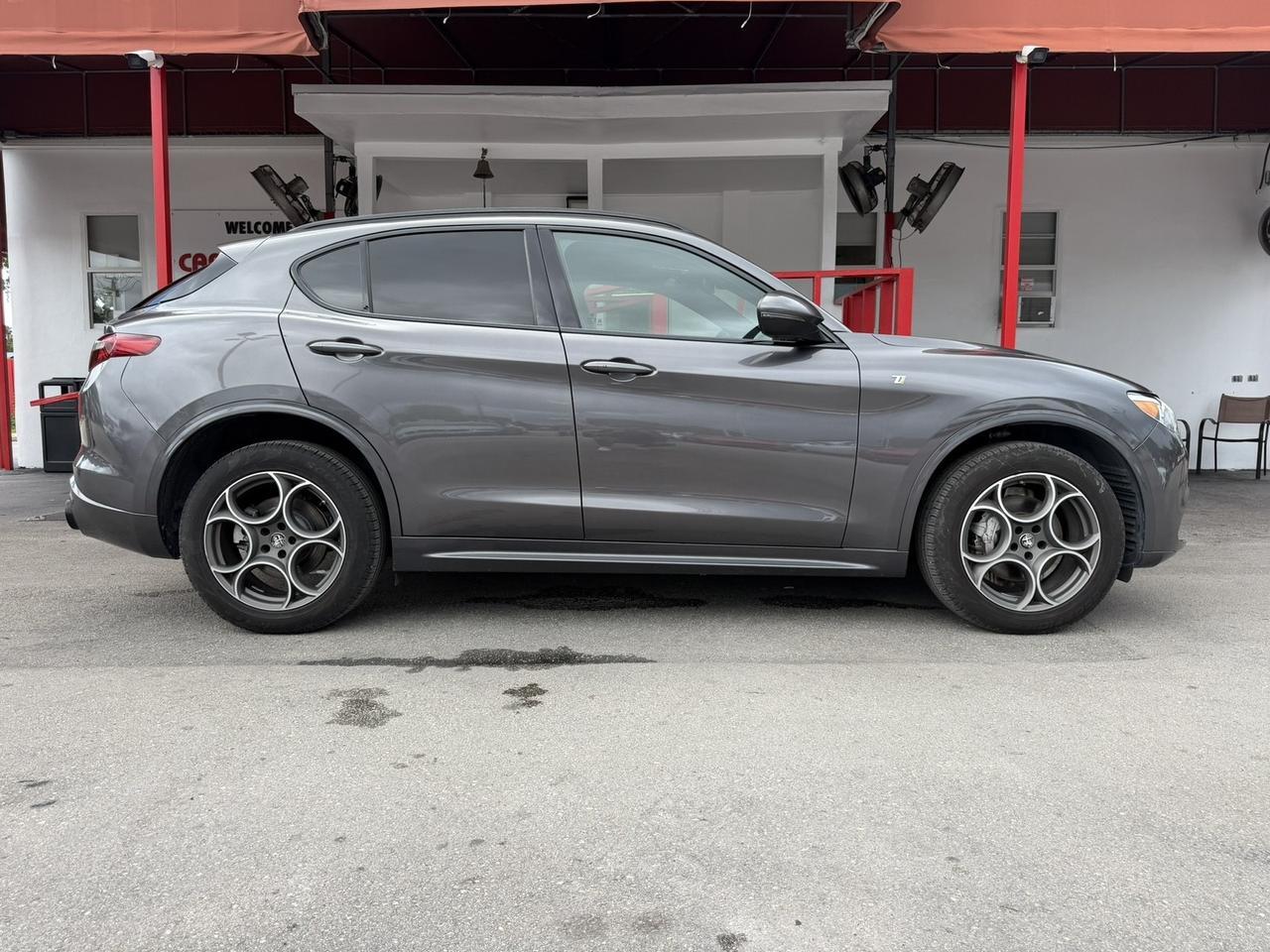 2022 Alfa Romeo Stelvio Ti Hollywood FL