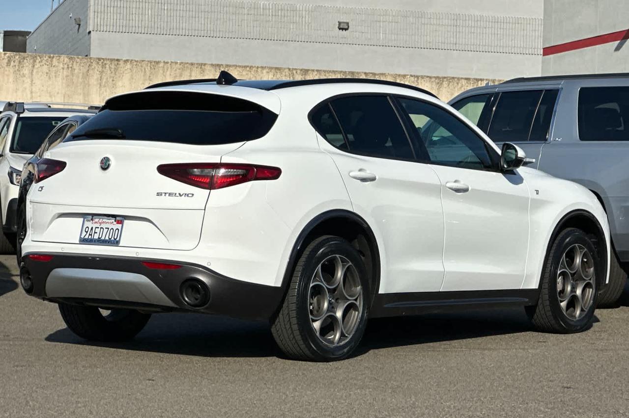 2022 Alfa Romeo Stelvio Ti Roseville CA