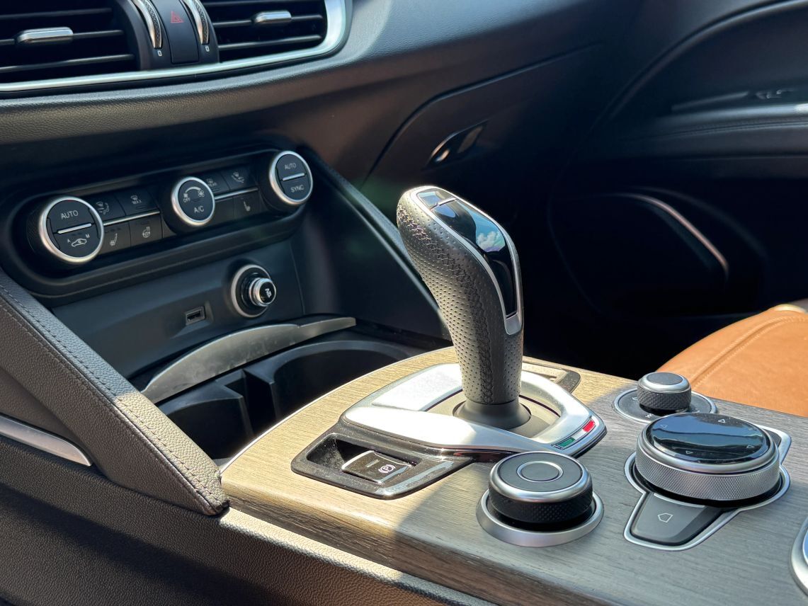 2022 Alfa Romeo Stelvio Ti Sport Utility 4D