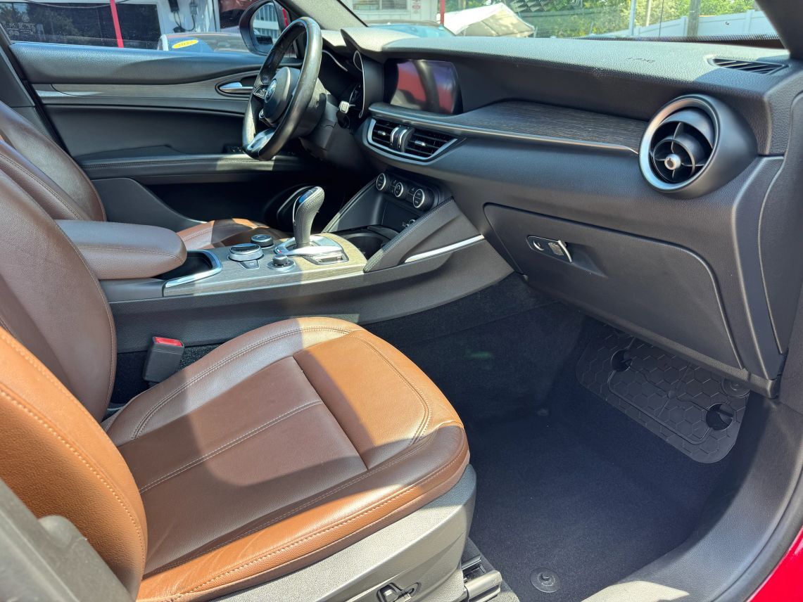 2022 Alfa Romeo Stelvio Ti Sport Utility 4D