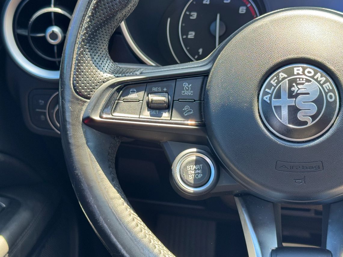 2022 Alfa Romeo Stelvio Ti Sport Utility 4D