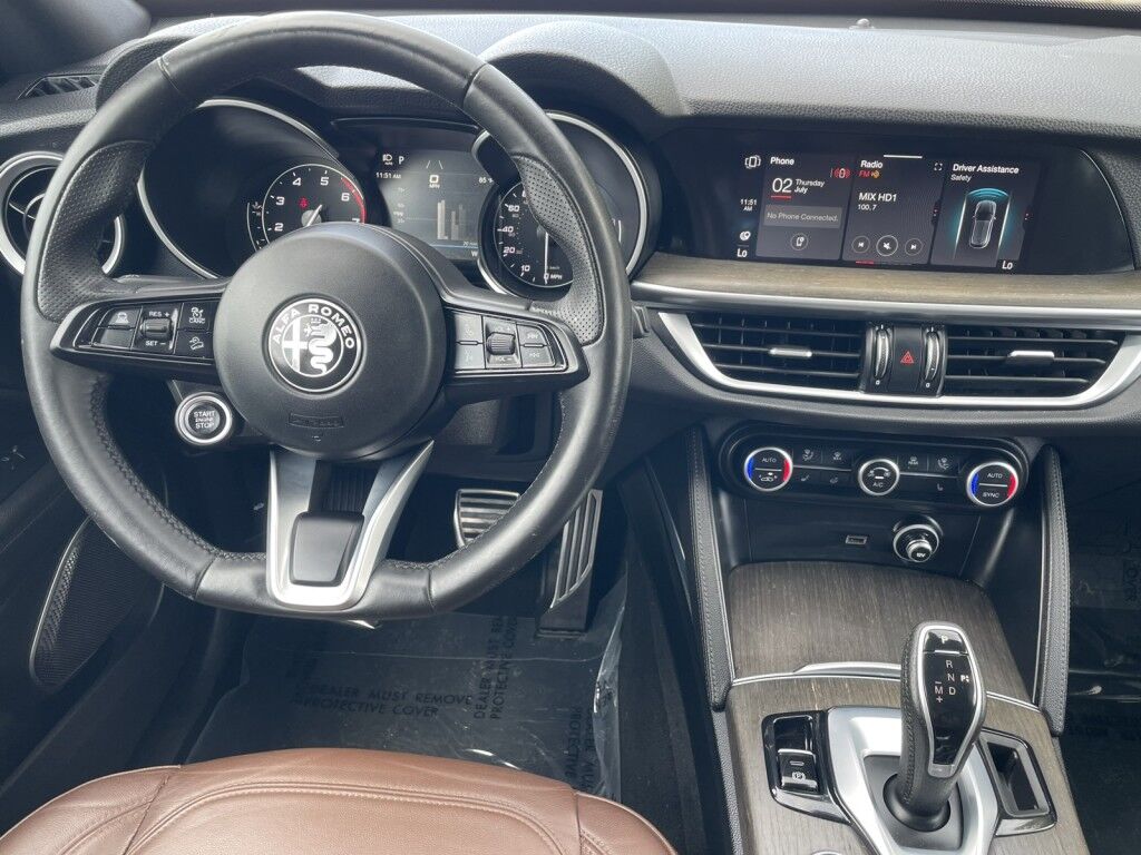 2022 Alfa Romeo Stelvio Ti~1 OWNER~CLEAN CARFAX~NAVIGATION~PANORAMIC SUNROOF~RAIN SENSING WIPERS~ONLINE FINANCE AND SHIPPING AVAILABLE!!!! Sarasota FL