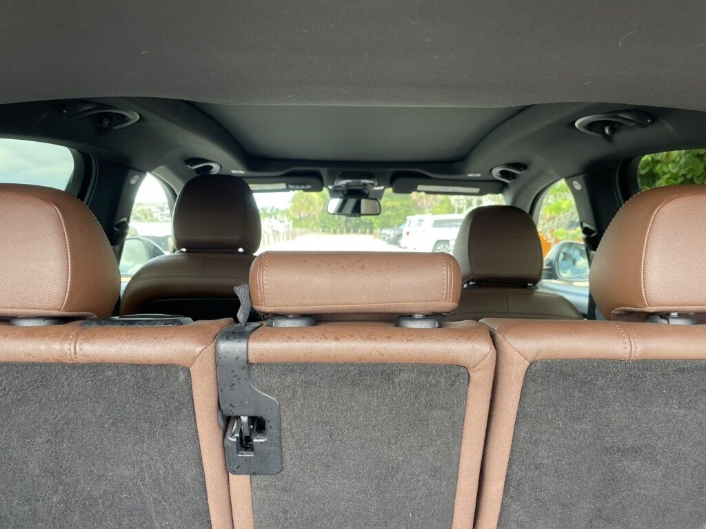 2022 Alfa Romeo Stelvio Ti~1 OWNER~CLEAN CARFAX~NAVIGATION~PANORAMIC SUNROOF~RAIN SENSING WIPERS~ONLINE FINANCE AND SHIPPING AVAILABLE!!!! Sarasota FL
