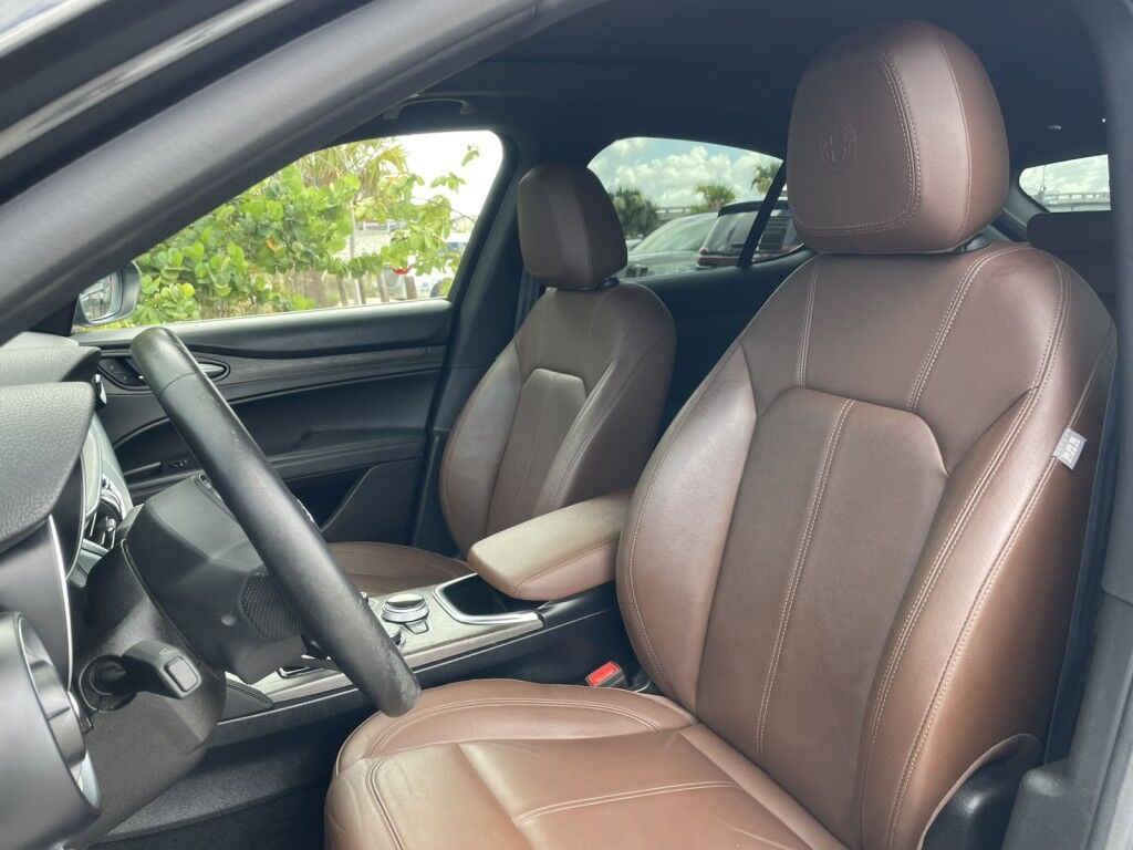 2022 Alfa Romeo Stelvio Ti~1 OWNER~CLEAN CARFAX~NAVIGATION~PANORAMIC SUNROOF~RAIN SENSING WIPERS~ONLINE FINANCE AND SHIPPING AVAILABLE!!!! Sarasota FL