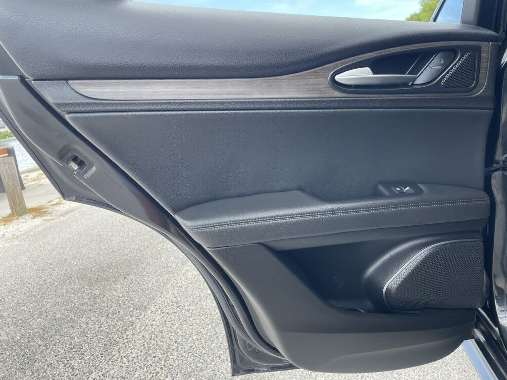 2022 Alfa Romeo Stelvio Ti~1 OWNER~CLEAN CARFAX~NAVIGATION~PANORAMIC SUNROOF~RAIN SENSING WIPERS~ONLINE FINANCE AND SHIPPING AVAILABLE!!!! Sarasota FL
