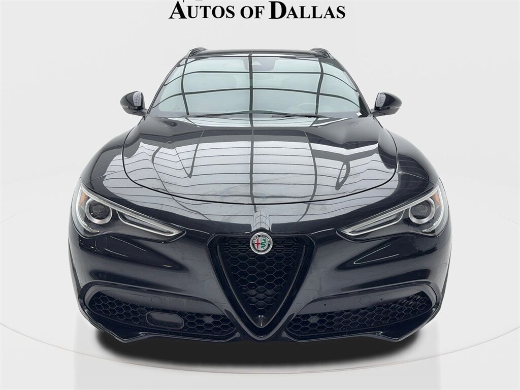 2022 Alfa Romeo Stelvio Veloce NAV,CAM,PANO,HTD STS,BLIND SPOT,21&quot; WLS Plano TX