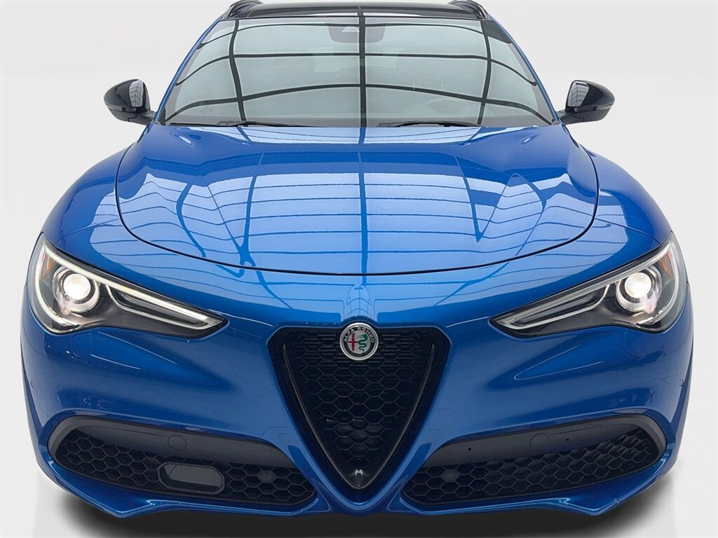 2022 Alfa Romeo Stelvio Veloce Plano TX