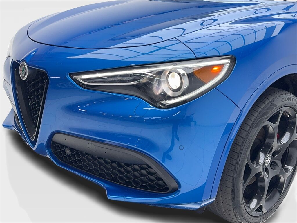 2022 Alfa Romeo Stelvio Veloce Plano TX