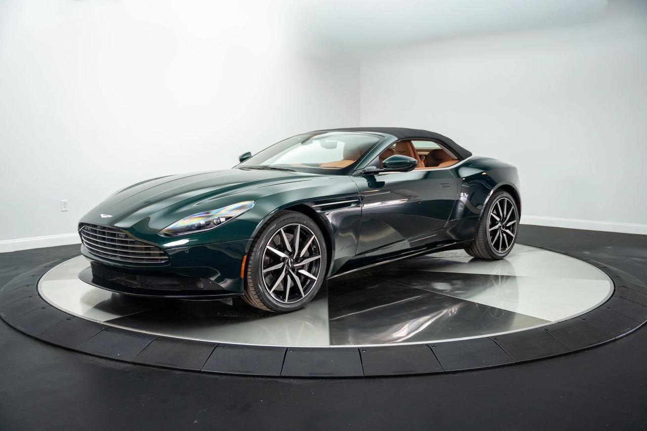 2022 Aston Martin DB11