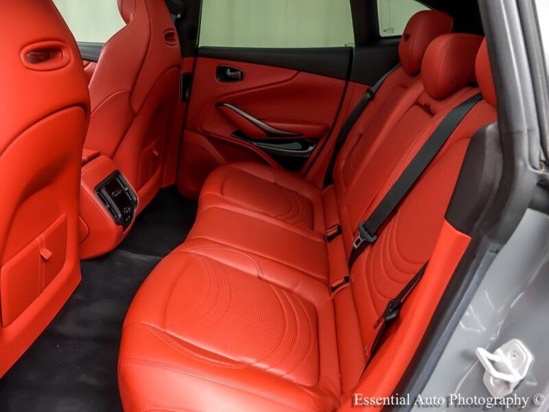 2022 Aston Martin DBX Willowbrook IL