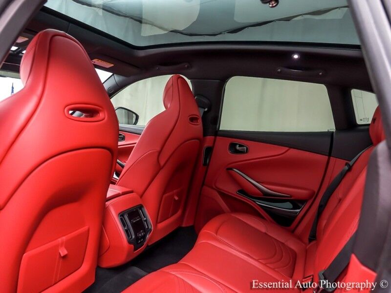 2022 Aston Martin DBX Willowbrook IL