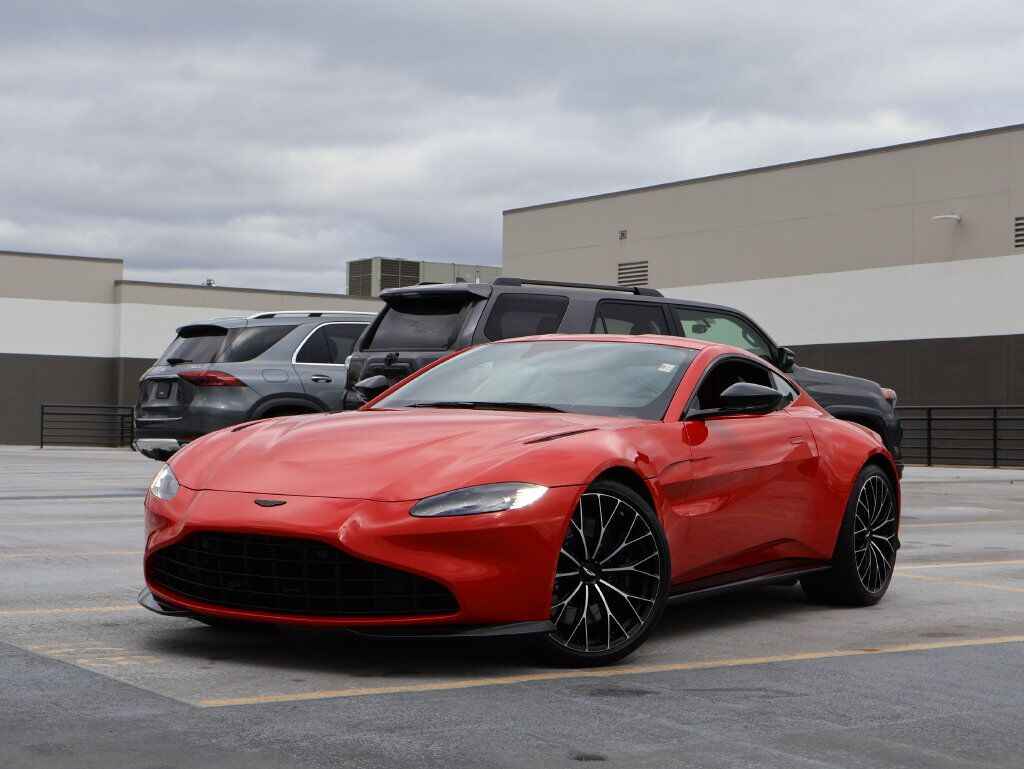 2022 Aston Martin Vantage