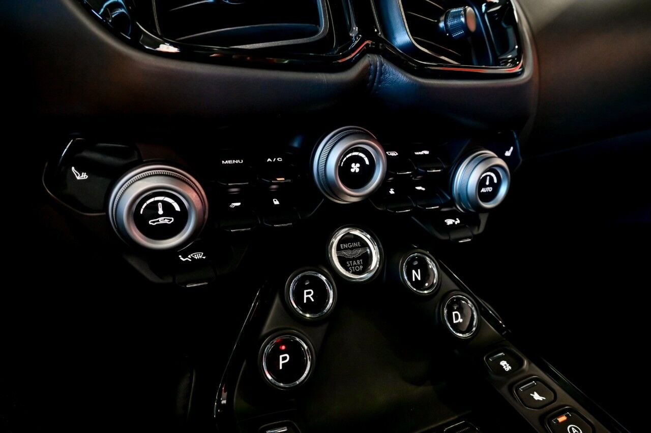 2022 Aston Martin Vantage Springfield NJ