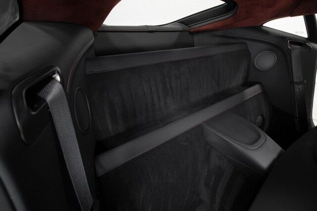 2022 Aston Martin Vantage Coupe ($191,586 MSRP!!) *$50,000 IN FACTORY OPTIONS* *CARBON CERAMIC BRAKES* *ONLY 5100 MILES* *1-OWNER* San Diego CA