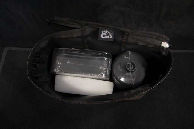 2022 Aston Martin Vantage Coupe ($191,586 MSRP!!) *$50,000 IN FACTORY OPTIONS* *CARBON CERAMIC BRAKES* *ONLY 5100 MILES* *1-OWNER* San Diego CA