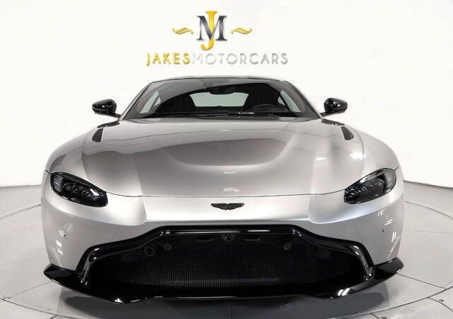 2022 Aston Martin Vantage Coupe ($191,586 MSRP!!) *$50,000 IN FACTORY OPTIONS* *CARBON CERAMIC BRAKES* *ONLY 5100 MILES* *1-OWNER* San Diego CA