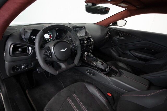 2022 Aston Martin Vantage Coupe ($191,586 MSRP!!) *$50,000 IN FACTORY OPTIONS* *CARBON CERAMIC BRAKES* *ONLY 5100 MILES* *1-OWNER* San Diego CA