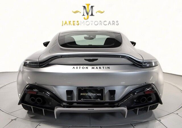 2022 Aston Martin Vantage Coupe ($191,586 MSRP!!) *$50,000 IN FACTORY OPTIONS* *CARBON CERAMIC BRAKES* *ONLY 5100 MILES* *1-OWNER* San Diego CA