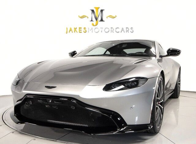 2022 Aston Martin Vantage Coupe ($191,586 MSRP!!) *$50,000 IN FACTORY OPTIONS* *CARBON CERAMIC BRAKES* *ONLY 5100 MILES* *1-OWNER* San Diego CA