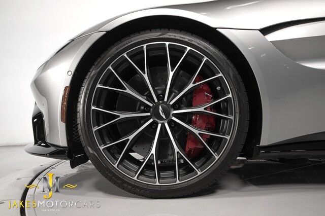 2022 Aston Martin Vantage Coupe ($191,586 MSRP!!) *$50,000 IN FACTORY OPTIONS* *CARBON CERAMIC BRAKES* *ONLY 5100 MILES* *1-OWNER* San Diego CA