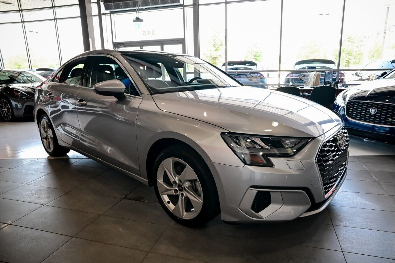 2022 Audi A3 Quattro Premium photo 3