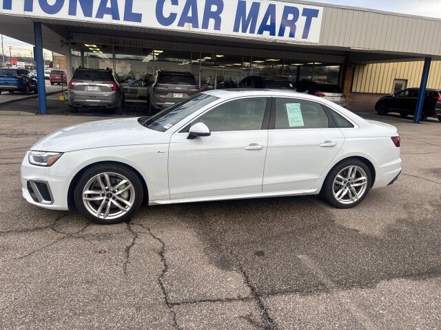 2022 Audi A4 Sedan S line Premium Plus